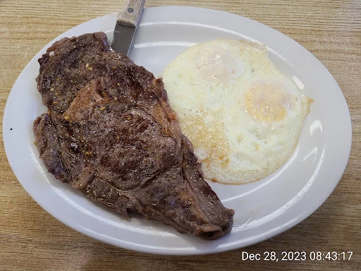 Superior Family Restaurant Dino's photo 2