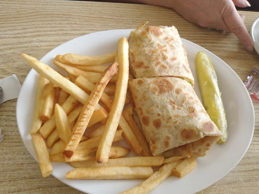 Superior Family Restaurant Dino's photo 8